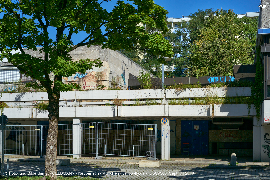 04.09.2019 - Einkaufs- und Wohnzentrum Quiddestraße in Neuperlach